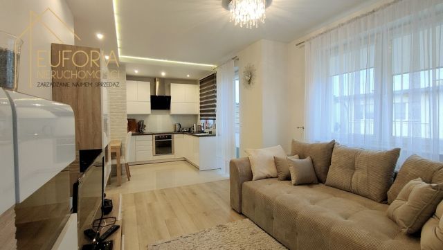 Mieszkanie 2-pokojowe Brzeziny, ul. Bartosza Głowackiego. Zdjęcie 2