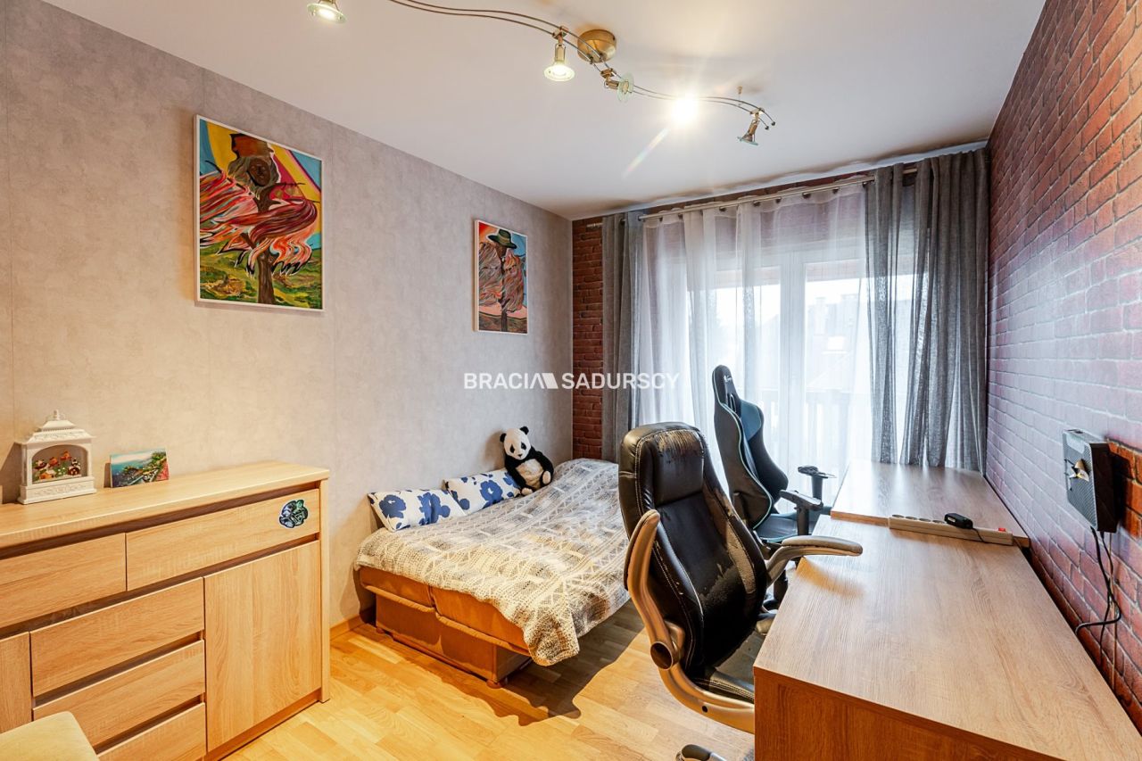 dom wolnostojący, 7 pokoi Kraków Podgórze Duchackie, ul. Cechowa. Zdjęcie 15