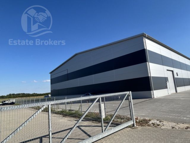 Hala/magazyn Szewce. Zdjęcie 3