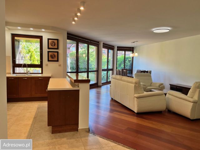 Mieszkanie 3-pokojowe Wysoka, ul. Motylkowa. Zdjęcie 1