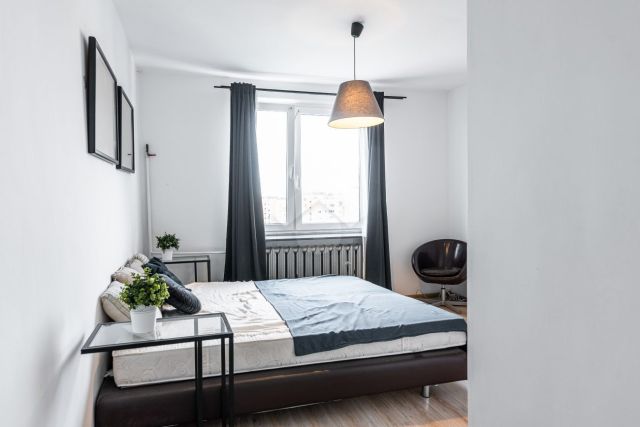 Mieszkanie 3-pokojowe Kraków Kurdwanów, ul. Marii i Bolesława Wysłouchów. Zdjęcie 2