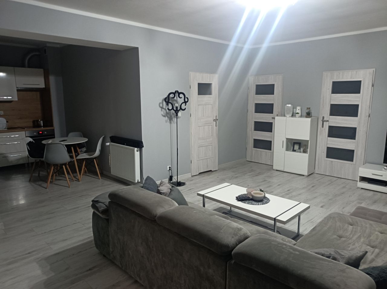 dom wolnostojący, 1 pokój Grądy. Zdjęcie 12