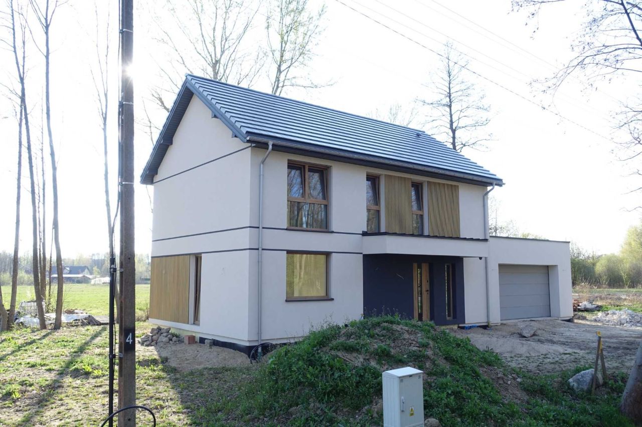 dom wolnostojący, 4 pokoje Wylezin, ul. Centralna. Zdjęcie 3