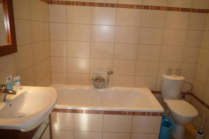 bliźniak, 2 pokoje Piaseczno. Zdjęcie 12