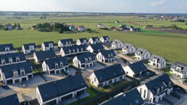 bliźniak, 4 pokoje Łomża, ul. Topolowa. Zdjęcie 3