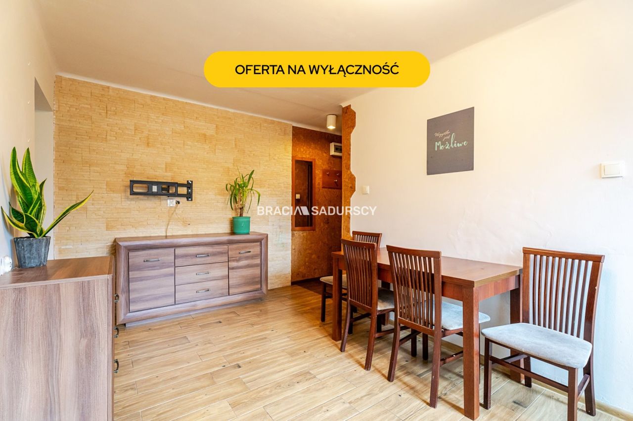 Mieszkanie 3-pokojowe Sułkowice, ul. Szkolna. Zdjęcie 1