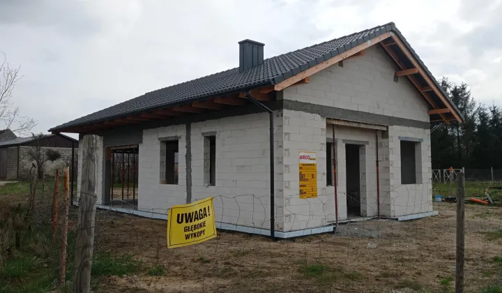 dom wolnostojący, 4 pokoje Byszki, ul. Słoneczna