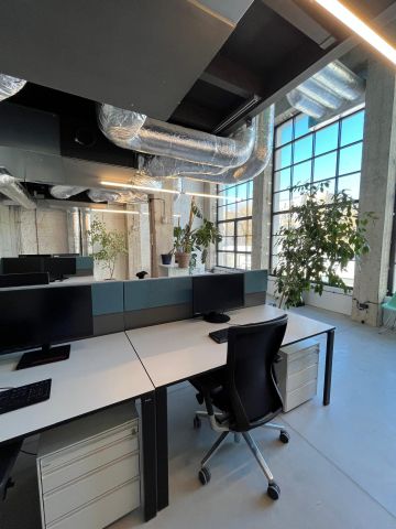 Biuro Poznań Ogrody, ul. Wawrzyńca Engeströma. Zdjęcie 1