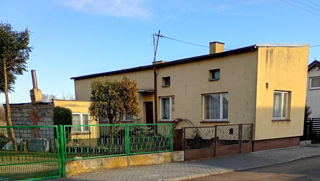 dom wolnostojący, 3 pokoje Sieradz. Zdjęcie 1