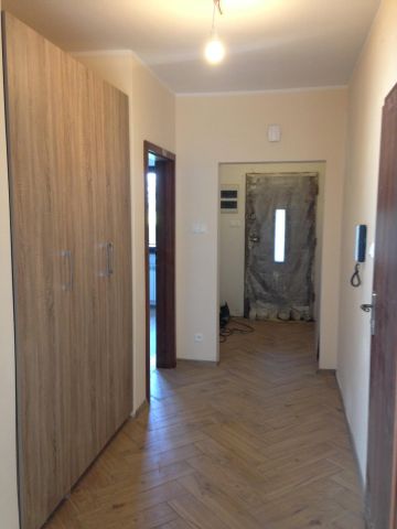 dom szeregowy, 6 pokoi Kruszewnia, os. Osiedle Izabelin. Zdjęcie 8