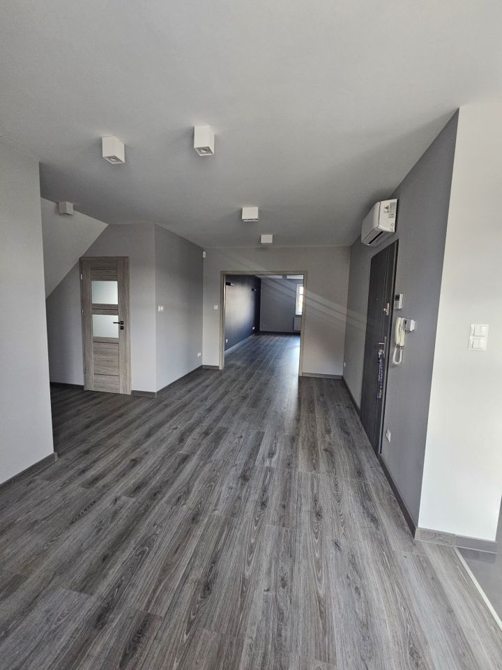 Mieszkanie 3-pokojowe Pleszew. Zdjęcie 3