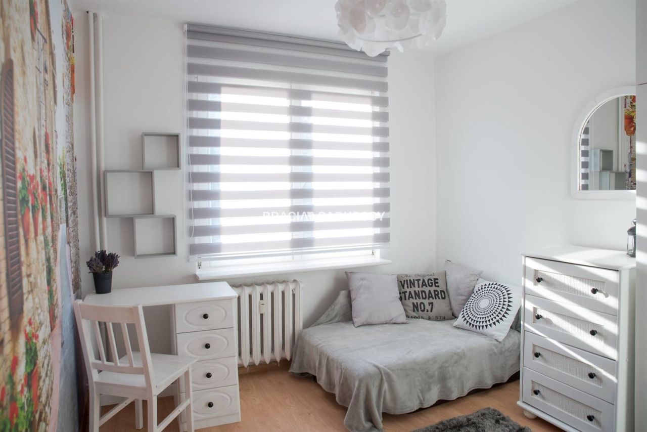 Mieszkanie 3-pokojowe Kraków Prądnik Czerwony, ul. Jakuba Majora. Zdjęcie 2