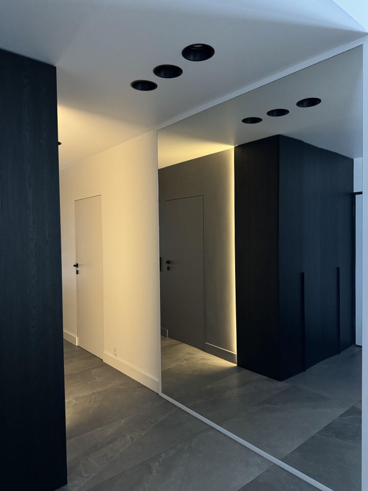 Mieszkanie 4-pokojowe Stare Miasto. Zdjęcie 5