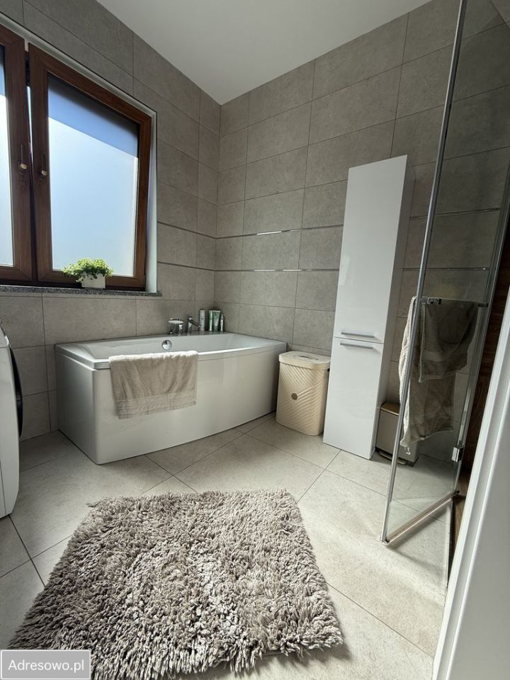 dom wolnostojący, 4 pokoje Uciechów. Zdjęcie 3