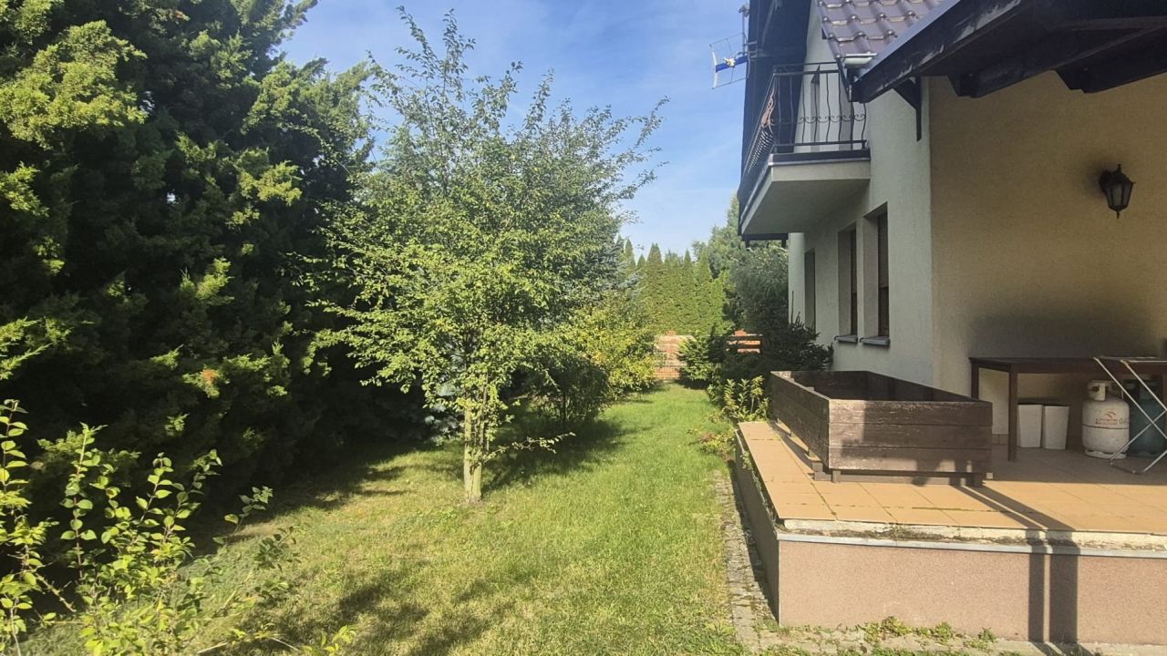 dom wolnostojący, 4 pokoje Lubochnia. Zdjęcie 10