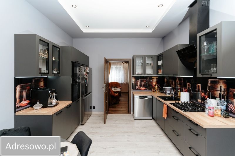 dom wolnostojący, 4 pokoje Skarżysko-Kamienna, ul. Legionów. Zdjęcie 2