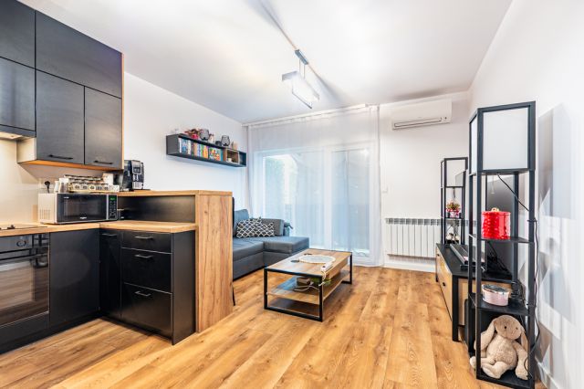 Mieszkanie 3-pokojowe Rzeszów, ul. Czesława Miłosza. Zdjęcie 1