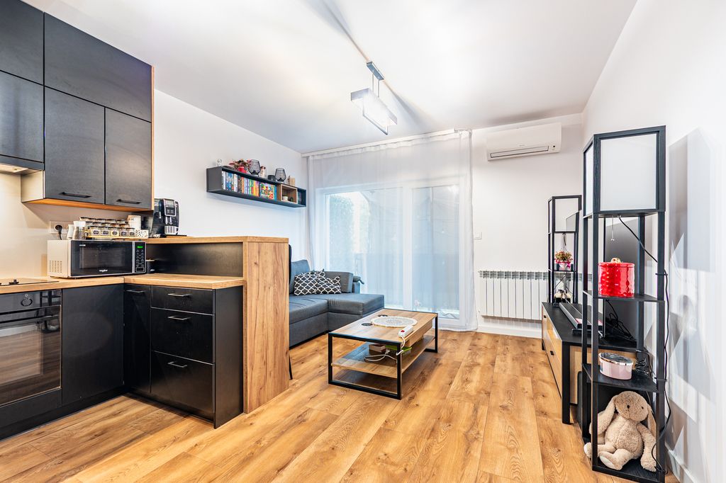 Mieszkanie 3-pokojowe Rzeszów, ul. Czesława Miłosza. Zdjęcie 1