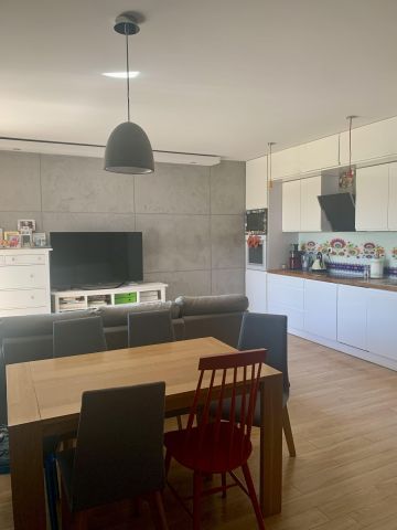 Mieszkanie 3-pokojowe Szeligi, ul. Brzozowa. Zdjęcie 1