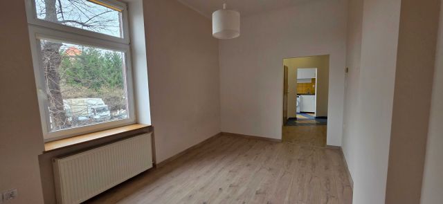 Mieszkanie 2-pokojowe Jawor, ul. Karola Szymanowskiego. Zdjęcie 1