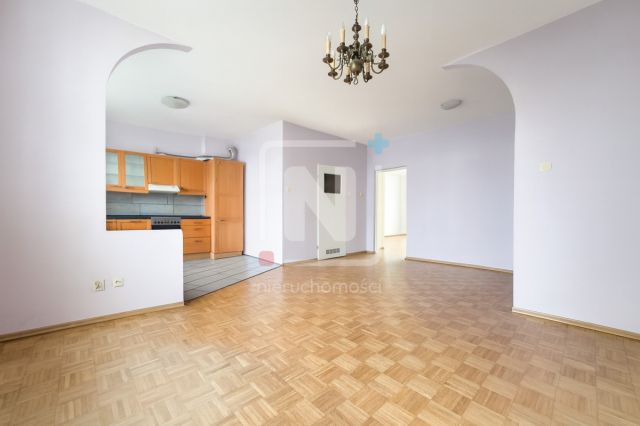 Mieszkanie 3-pokojowe Warszawa Praga-Południe, ul. kard. Aleksandra Kakowskiego. Zdjęcie 2