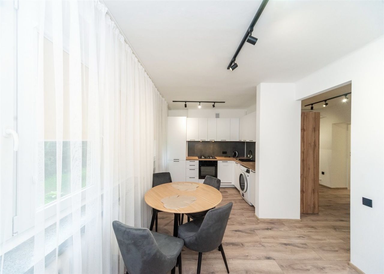 Mieszkanie 3-pokojowe Bielsko-Biała Śródmieście, ul. Bohaterów Warszawy. Zdjęcie 3