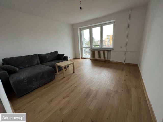 Mieszkanie 3-pokojowe Myszków, ul. Spółdzielcza. Zdjęcie 1