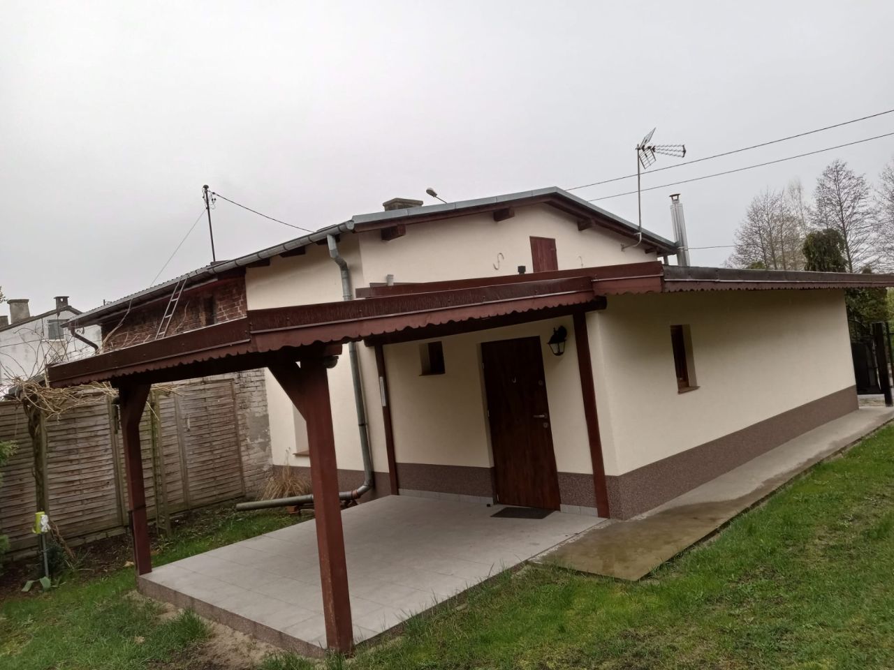 bliźniak, 2 pokoje Ciche