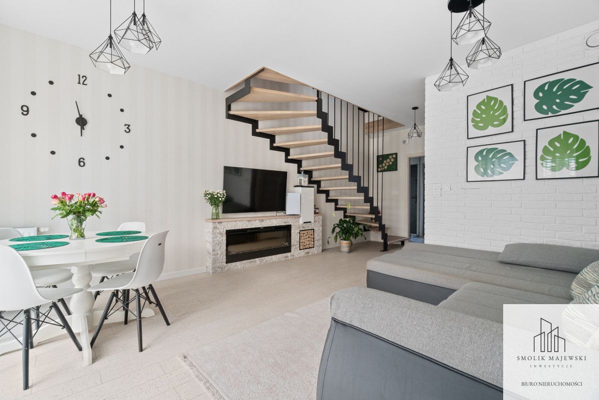 bliźniak, 4 pokoje Wrocław, ul. Suwalska. Zdjęcie 1