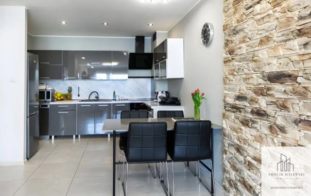 Mieszkanie 5-pokojowe Wrocław Muchobór Wielki, ul. Jurija Gagarina. Zdjęcie 2