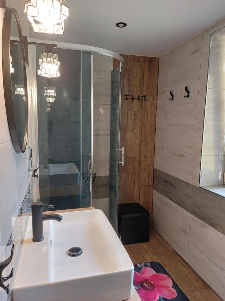 Hotel/pensjonat Karpacz Centrum, ul. Nad Łomnicą. Zdjęcie 4