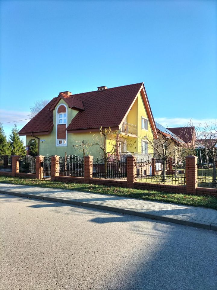 dom wolnostojący, 8 pokoi Mikołajki, ul. ks. Jerzego Popiełuszki