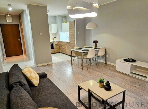 Mieszkanie 2-pokojowe Warszawa Wilanów, ul. Księdza Prymasa Augusta Hlonda. Zdjęcie 2