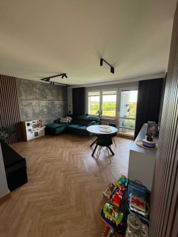 Mieszkanie 3-pokojowe Pleszew. Zdjęcie 1