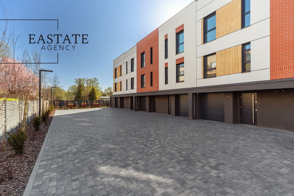 Mieszkanie 8-pokojowe Piaseczno, ul. Miriama Przesmyckiego. Zdjęcie 3