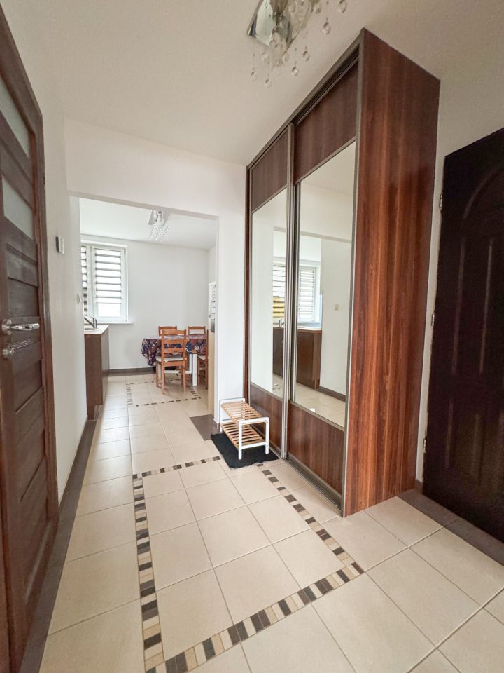 Mieszkanie 2-pokojowe Karnity. Zdjęcie 3