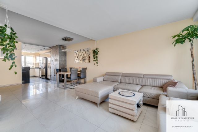 dom szeregowy, 4 pokoje Radwanice, ul. Jaśminowa. Zdjęcie 2