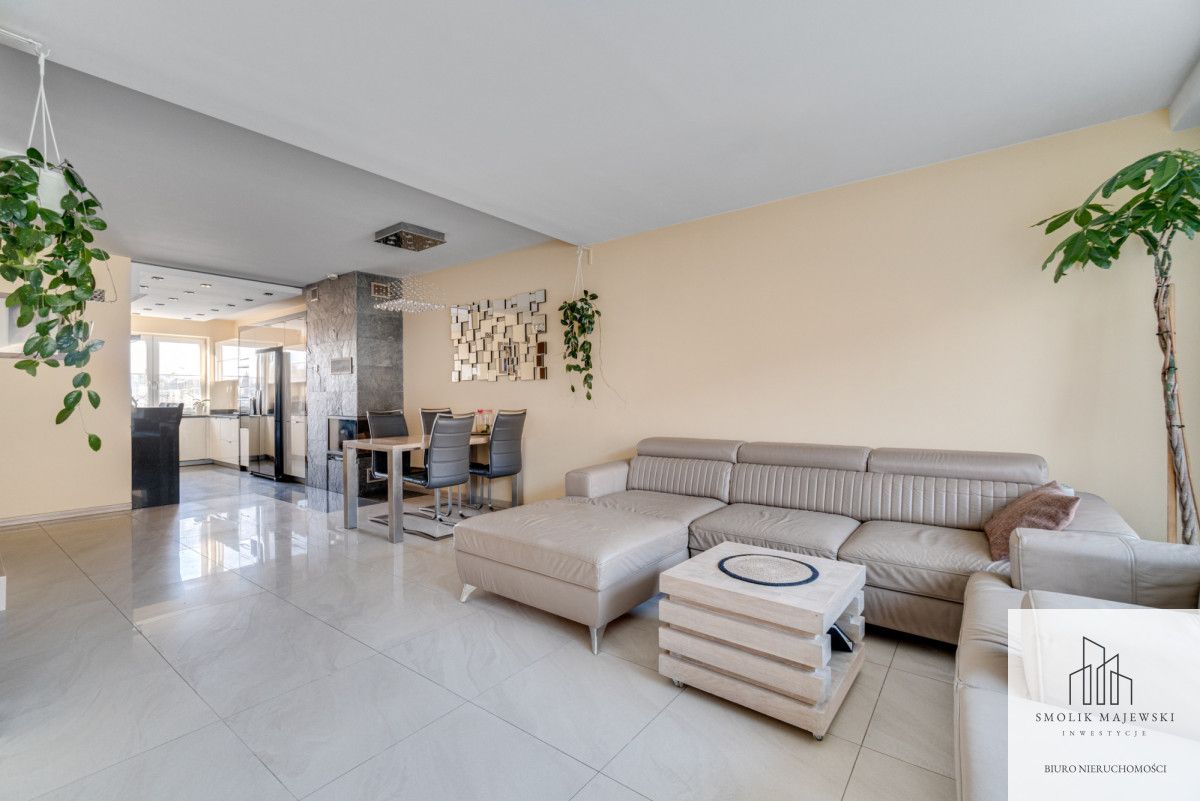 dom szeregowy, 4 pokoje Radwanice, ul. Jaśminowa. Zdjęcie 2