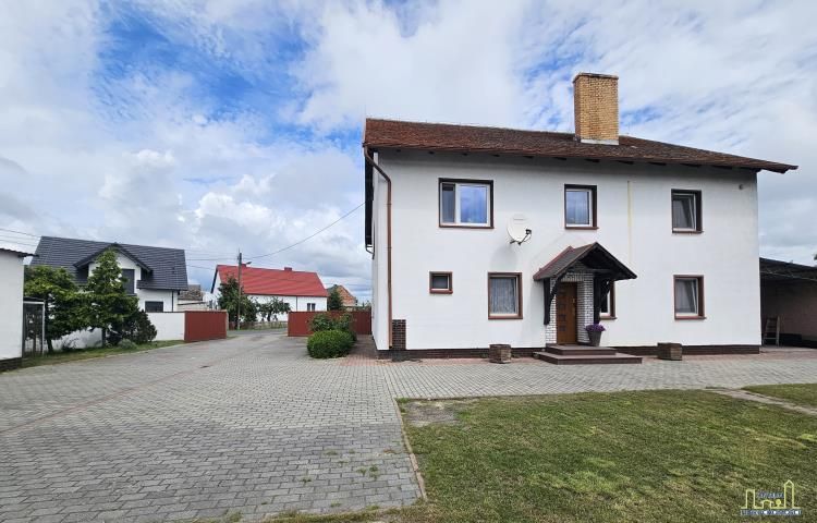 dom wolnostojący, 7 pokoi Wojciechowo. Zdjęcie 2