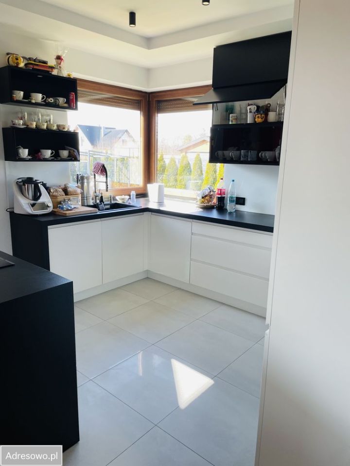 dom wolnostojący, 5 pokoi Mokra Lewa. Zdjęcie 9