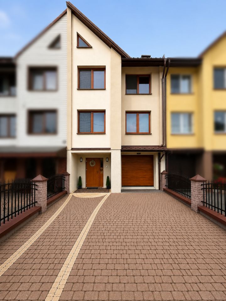 dom szeregowy, 5 pokoi Augustów Borki, ul. Śliwkowa. Zdjęcie 1