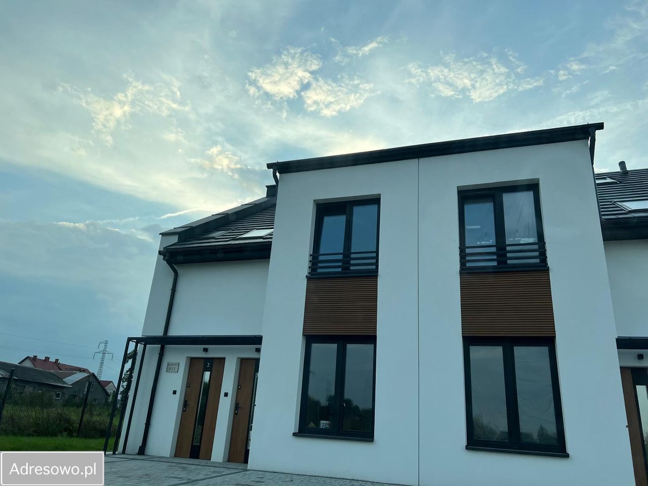 Mieszkanie 4-pokojowe Śledziejowice