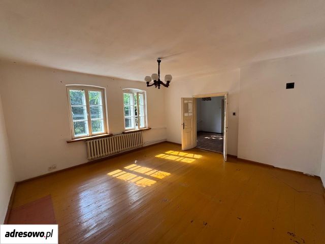 dom wolnostojący, 2 pokoje Myszków, ul. Szpitalna. Zdjęcie 1