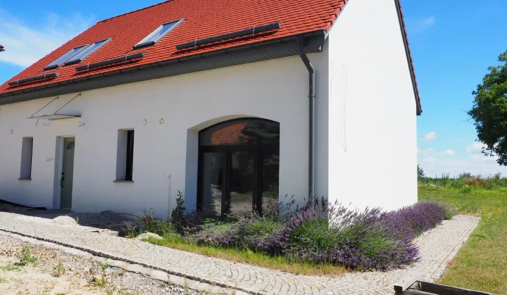 dom wolnostojący, 4 pokoje Garncarsko, ul. Nowowiejska