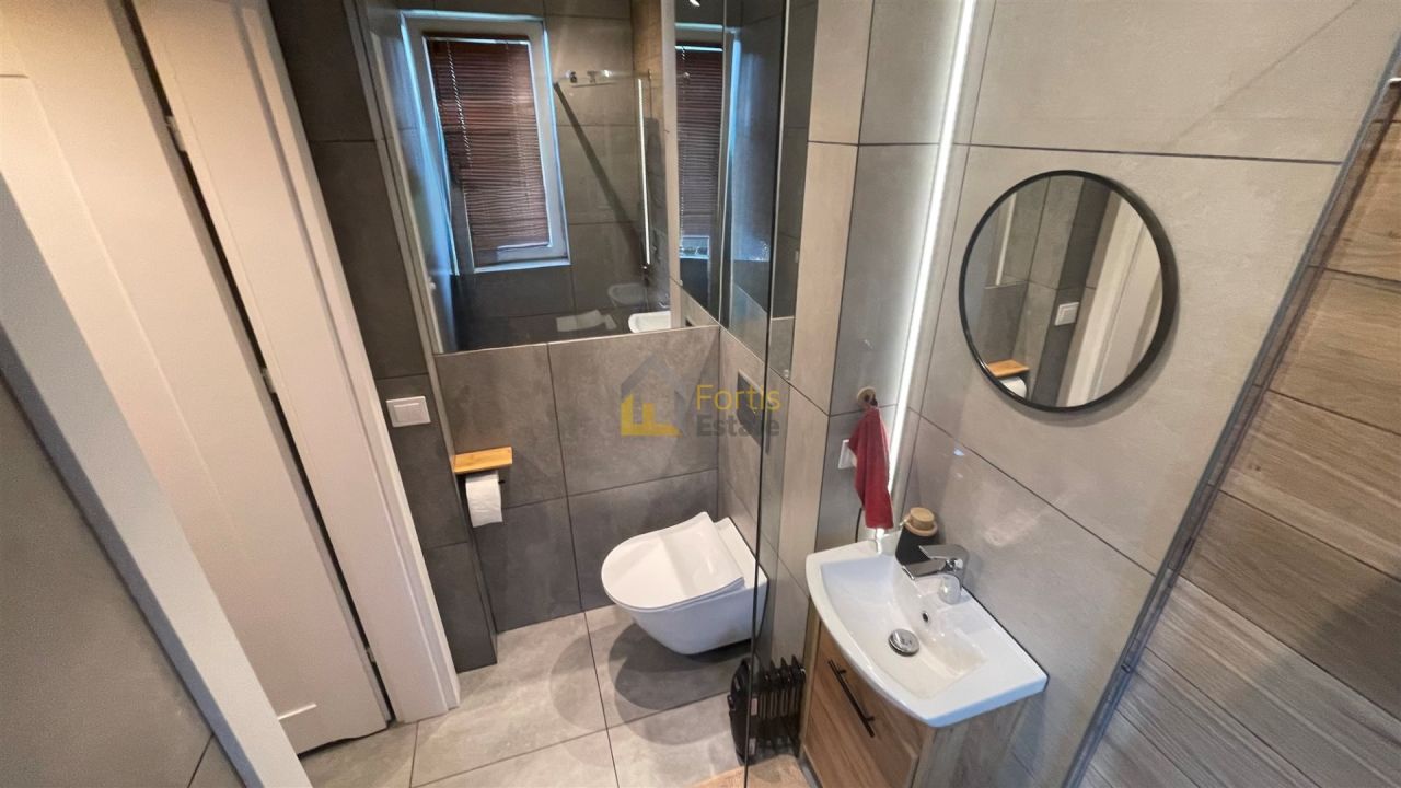 dom wolnostojący, 5 pokoi Kłaj. Zdjęcie 14