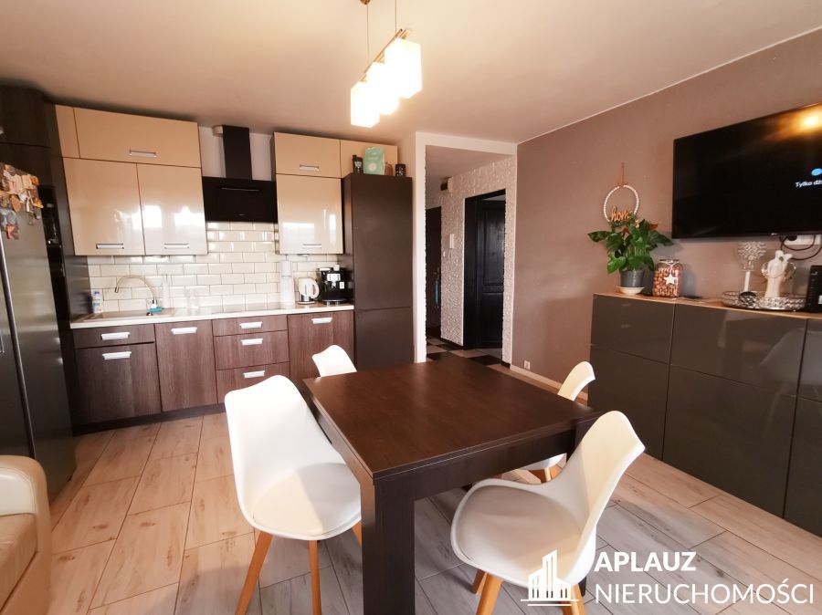 Mieszkanie 3-pokojowe Jelenia Góra Zabobrze, ul. Jana Kiepury. Zdjęcie 2