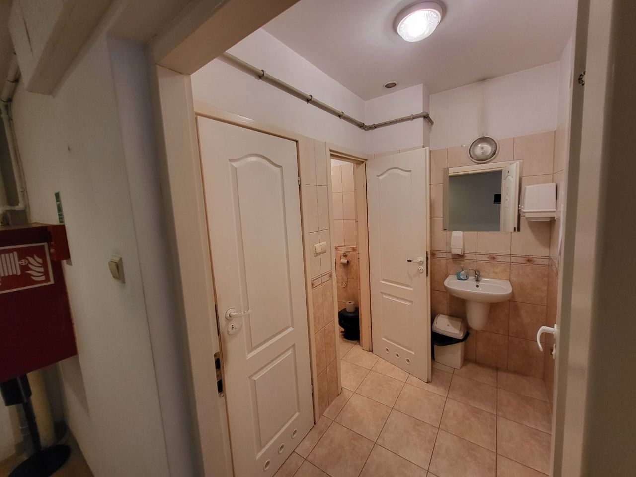 Biuro Gorlice Glinik. Zdjęcie 6