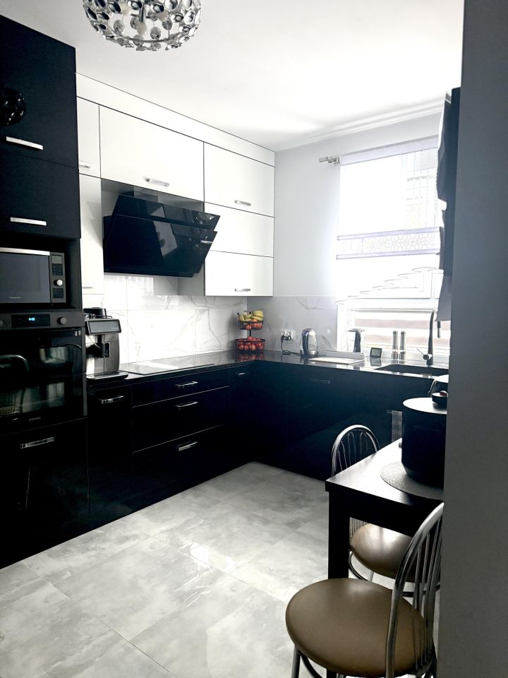 dom szeregowy, 4 pokoje Nowy Dwór Mazowiecki, ul. Dębowa. Zdjęcie 2