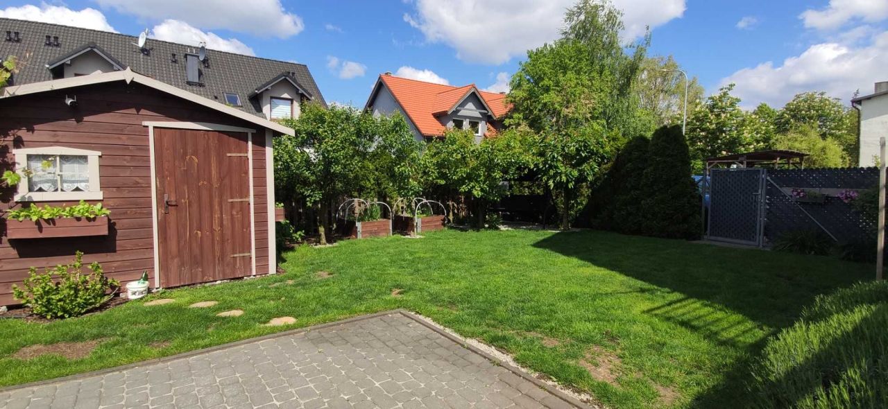 Mieszkanie 3-pokojowe Kiełczów. Zdjęcie 3