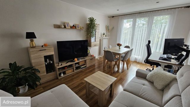 Mieszkanie 2-pokojowe Łódź Żubardź. Zdjęcie 1